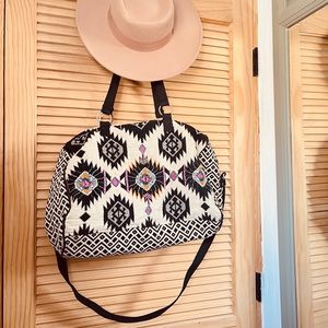 Large overnight bag shoulder and handles